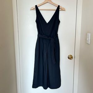 Gap V-Neck Sleeveless Linen-Blend Cropped Wide Leg Jumpsuit, Black